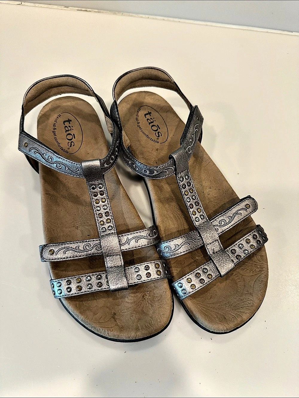 Taos Studded Leather Sandals Gray Size 9
